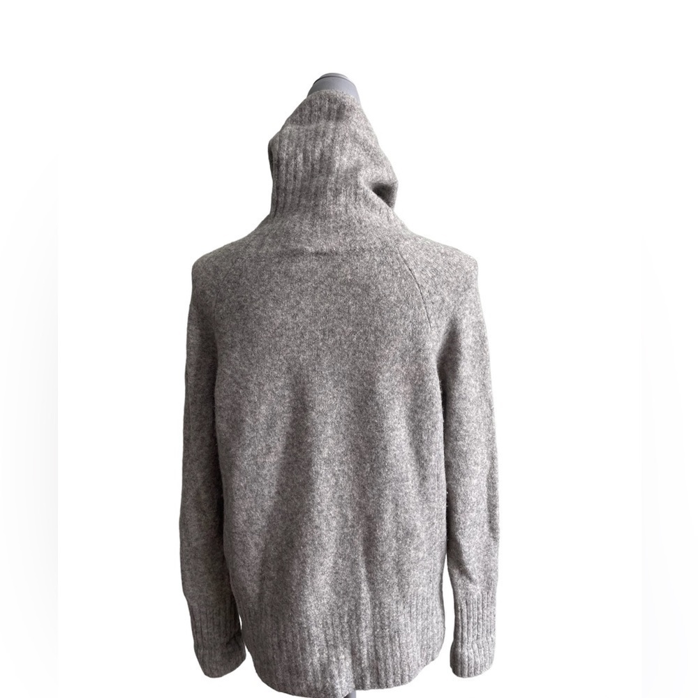 The Group By Babaton  Plutarch Sweater x-small - Picture 6 of 6